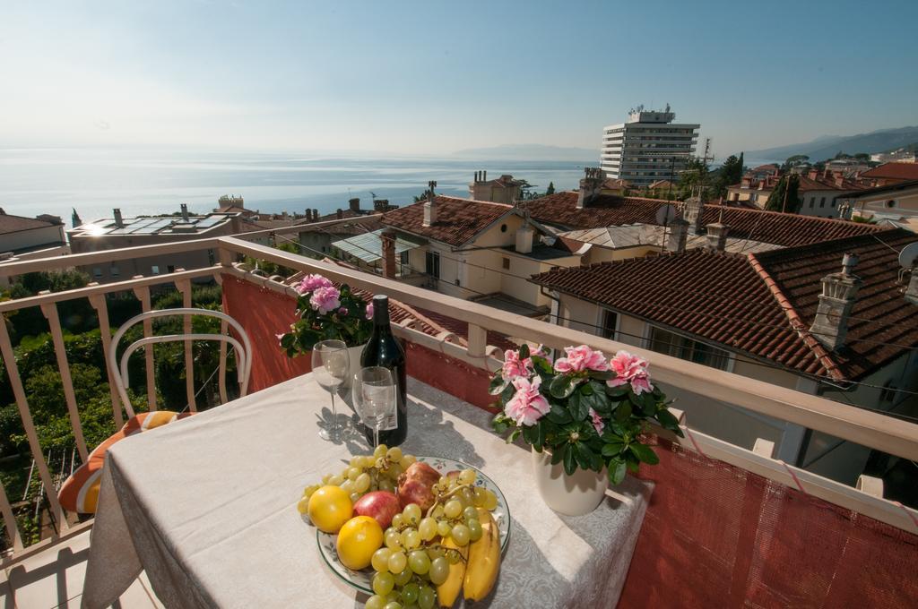 Iva 1, Wonderful View Of Kvarner Bay Appartement Opatija Buitenkant foto